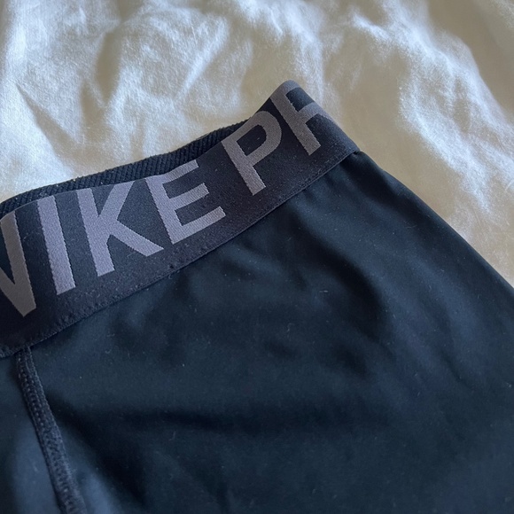 NIKE Pro Women's Shorts 3", SET OF 2, Black and Grey, Size L - Picture 7 of 10